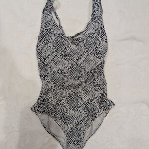 All In Motion Black and White Snake Print Women's One Piece Swimsuit